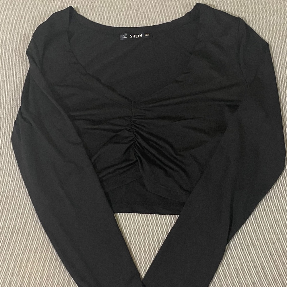 Black Shein Long Sleeve Crop